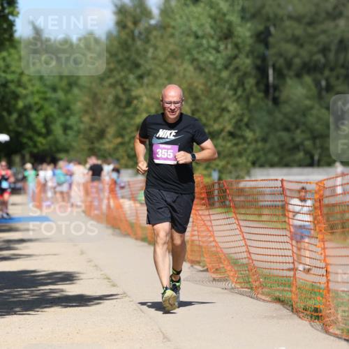 07.09.2025 - 19. Norderstedt Triathlon Michael Strokosch http://msf.ph/oto/8795259 07.09.2025 13:49:57 Laufen 232, 353, 355 meine-sportfotos.de