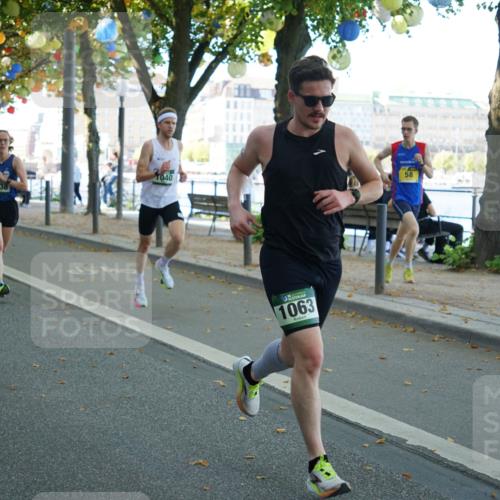 07.09.2025 - BARMER Alsterlauf Yannick Fuchs http://msf.ph/oto/8795290 07.09.2025 11:43:38 Laufen 1138, 4040, 1063, 58 meine-sportfotos.de