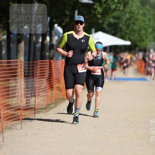 07.09.2025 - 19. Norderstedt Triathlon Michael Strokosch http://msf.ph/oto/8795291 07.09.2025 12:17:00 Laufen 279, 796, 1218 meine-sportfotos.de