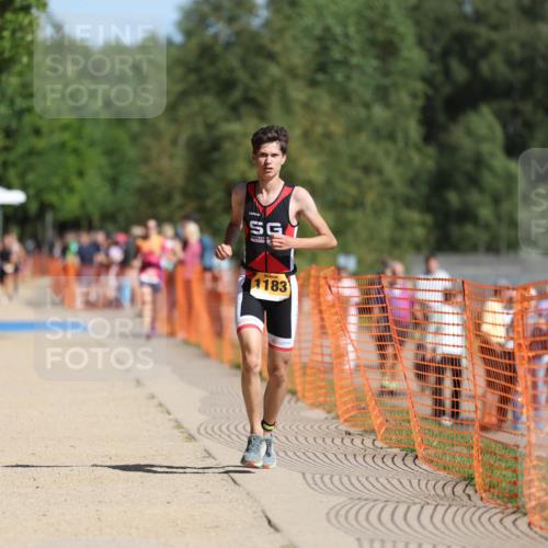 07.09.2025 - 19. Norderstedt Triathlon Michael Strokosch http://msf.ph/oto/8795326 07.09.2025 11:53:01 Laufen 1183 meine-sportfotos.de