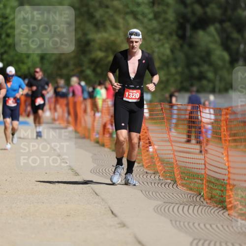 07.09.2025 - 19. Norderstedt Triathlon Michael Strokosch http://msf.ph/oto/8795368 07.09.2025 12:17:23 Laufen 155, 1320, 1394 meine-sportfotos.de