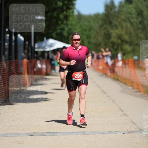 07.09.2025 - 19. Norderstedt Triathlon Michael Strokosch http://msf.ph/oto/8795416 07.09.2025 13:00:38 Laufen 295, 728, 735, 752, 1382 meine-sportfotos.de