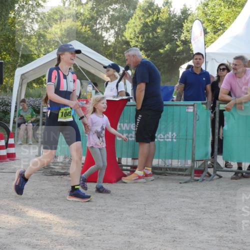 07.09.2025 - 19. Norderstedt Triathlon Zöllner http://msf.ph/oto/8795417 07.09.2025 17:00:01 Ziel 1045, 1568 meine-sportfotos.de