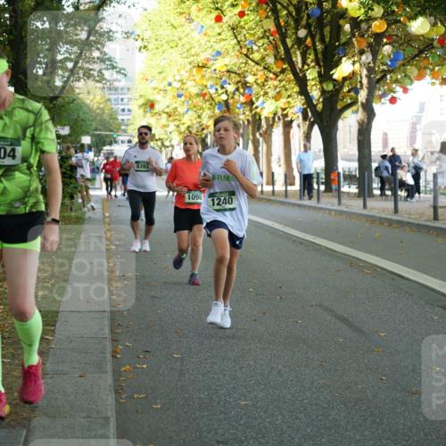 07.09.2025 - BARMER Alsterlauf Yannick Fuchs http://msf.ph/oto/8795468 07.09.2025 11:43:45 Laufen 1004, 8393, 1096, 1240 meine-sportfotos.de