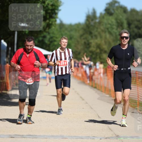 07.09.2025 - 19. Norderstedt Triathlon Michael Strokosch http://msf.ph/oto/8795492 07.09.2025 13:00:49 Laufen 188, 727, 735, 1311, 1328 meine-sportfotos.de