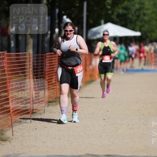 07.09.2025 - 19. Norderstedt Triathlon Michael Strokosch http://msf.ph/oto/8795532 07.09.2025 12:17:54 Laufen 259, 768, 784 meine-sportfotos.de