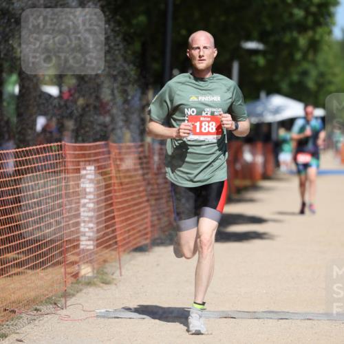 07.09.2025 - 19. Norderstedt Triathlon Michael Strokosch http://msf.ph/oto/8795538 07.09.2025 13:00:54 Laufen 188, 727, 1214, 1311, 1328 meine-sportfotos.de