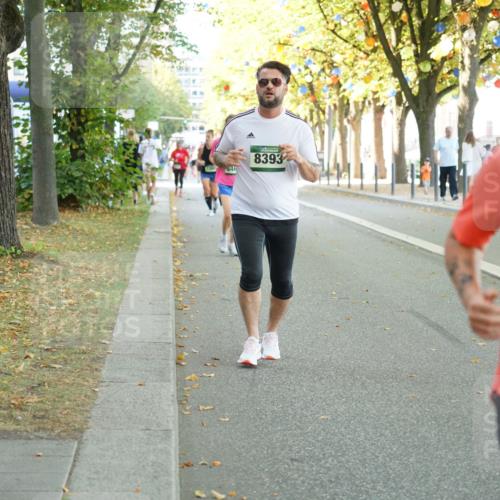 07.09.2025 - BARMER Alsterlauf Yannick Fuchs http://msf.ph/oto/8795543 07.09.2025 11:43:49 Laufen 646, 8393, 109 meine-sportfotos.de