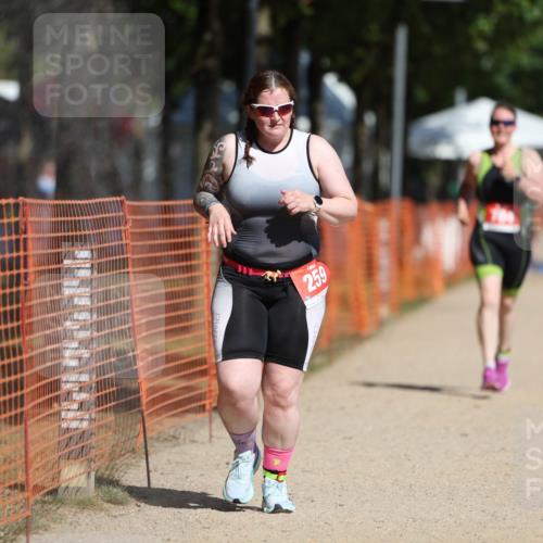 07.09.2025 - 19. Norderstedt Triathlon Michael Strokosch http://msf.ph/oto/8795563 07.09.2025 12:17:56 Laufen 259, 784 meine-sportfotos.de