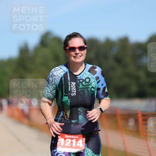 07.09.2025 - 19. Norderstedt Triathlon Michael Strokosch http://msf.ph/oto/8795602 07.09.2025 13:01:02 Laufen 1214 meine-sportfotos.de