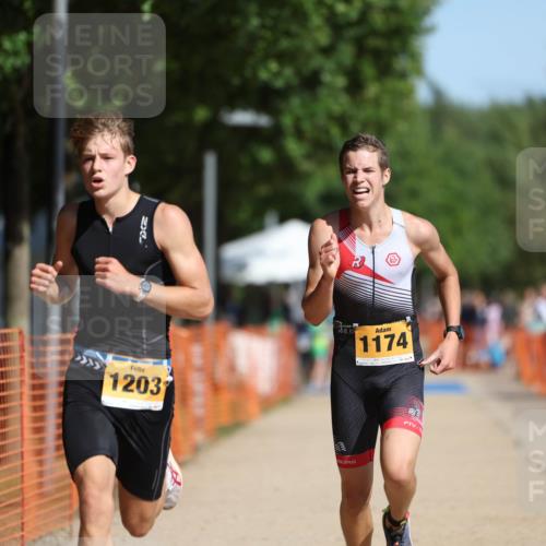 07.09.2025 - 19. Norderstedt Triathlon Michael Strokosch http://msf.ph/oto/8795605 07.09.2025 11:53:18 Laufen 204, 1174, 1203 meine-sportfotos.de
