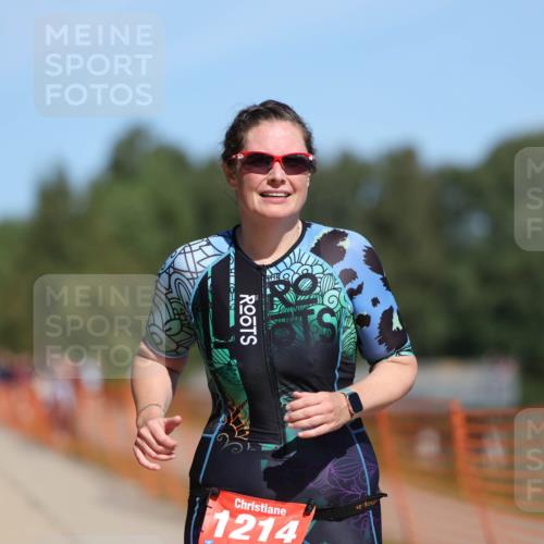 07.09.2025 - 19. Norderstedt Triathlon Michael Strokosch http://msf.ph/oto/8795607 07.09.2025 13:01:02 Laufen 1214 meine-sportfotos.de