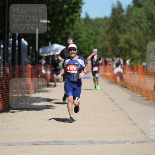 07.09.2025 - 19. Norderstedt Triathlon Michael Strokosch http://msf.ph/oto/8795622 07.09.2025 13:01:24 Laufen 177, 1376 meine-sportfotos.de