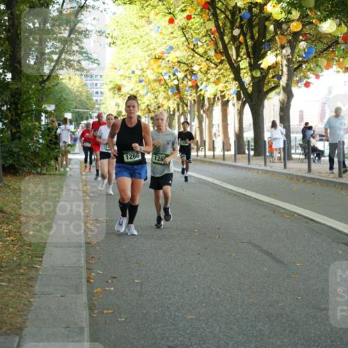 07.09.2025 - BARMER Alsterlauf Yannick Fuchs http://msf.ph/oto/8795625 07.09.2025 11:43:55 Laufen 1266, 126 meine-sportfotos.de