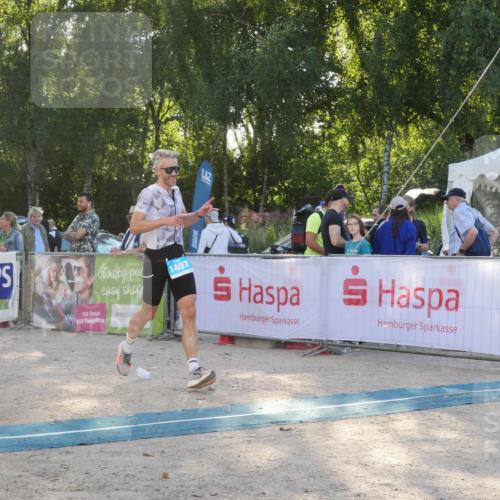 07.09.2025 - 19. Norderstedt Triathlon Zöllner http://msf.ph/oto/8795628 07.09.2025 17:01:50 Ziel 1407 meine-sportfotos.de