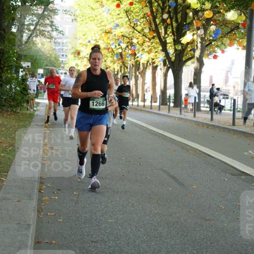 07.09.2025 - BARMER Alsterlauf Yannick Fuchs http://msf.ph/oto/8795639 07.09.2025 11:43:56 Laufen 1002, 1266 meine-sportfotos.de