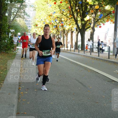 07.09.2025 - BARMER Alsterlauf Yannick Fuchs http://msf.ph/oto/8795645 07.09.2025 11:43:56 Laufen 1002, 10, 1266, 1224 meine-sportfotos.de