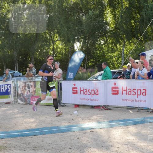 07.09.2025 - 19. Norderstedt Triathlon Zöllner http://msf.ph/oto/8795655 07.09.2025 17:02:39 Ziel 1509 meine-sportfotos.de