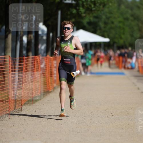 07.09.2025 - 19. Norderstedt Triathlon Michael Strokosch http://msf.ph/oto/8795657 07.09.2025 11:53:45 Laufen 1180 meine-sportfotos.de