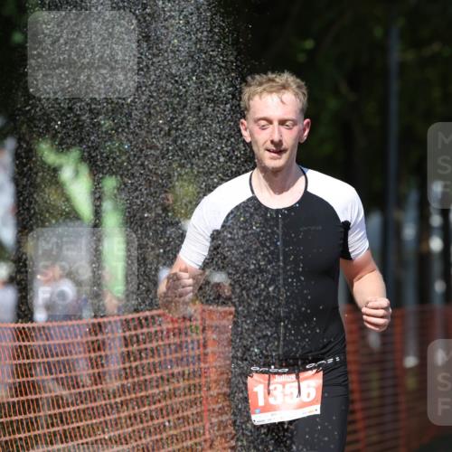 07.09.2025 - 19. Norderstedt Triathlon Michael Strokosch http://msf.ph/oto/8795670 07.09.2025 13:50:59 Laufen 197, 1356 meine-sportfotos.de