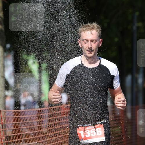 07.09.2025 - 19. Norderstedt Triathlon Michael Strokosch http://msf.ph/oto/8795678 07.09.2025 13:50:59 Laufen 197, 1356 meine-sportfotos.de