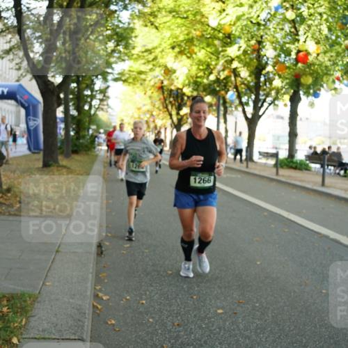 07.09.2025 - BARMER Alsterlauf Yannick Fuchs http://msf.ph/oto/8795699 07.09.2025 11:43:58 Laufen 1266 meine-sportfotos.de