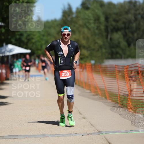07.09.2025 - 19. Norderstedt Triathlon Michael Strokosch http://msf.ph/oto/8795701 07.09.2025 13:01:32 Laufen 177, 210, 250 meine-sportfotos.de