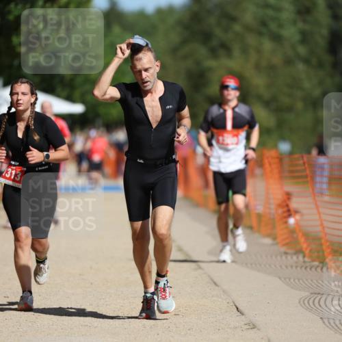 07.09.2025 - 19. Norderstedt Triathlon Michael Strokosch http://msf.ph/oto/8795758 07.09.2025 12:18:27 Laufen 237, 795, 857, 1300, 1313, 1371, 1372 meine-sportfotos.de
