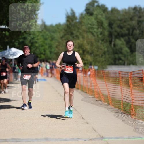 07.09.2025 - 19. Norderstedt Triathlon Michael Strokosch http://msf.ph/oto/8795786 07.09.2025 13:01:44 Laufen 262, 1397 meine-sportfotos.de