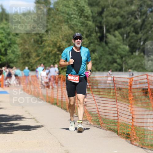 07.09.2025 - 19. Norderstedt Triathlon Michael Strokosch http://msf.ph/oto/8795791 07.09.2025 13:51:40 Laufen 324, 333, 1352 meine-sportfotos.de