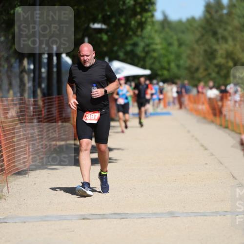 07.09.2025 - 19. Norderstedt Triathlon Michael Strokosch http://msf.ph/oto/8795826 07.09.2025 13:01:47 Laufen 262, 1380, 1397 meine-sportfotos.de