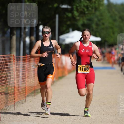 07.09.2025 - 19. Norderstedt Triathlon Michael Strokosch http://msf.ph/oto/8795831 07.09.2025 11:54:05 Laufen 1168, 1196 meine-sportfotos.de