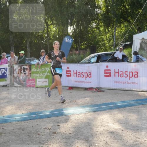 07.09.2025 - 19. Norderstedt Triathlon Zöllner http://msf.ph/oto/8795833 07.09.2025 17:05:56 Ziel 887 meine-sportfotos.de