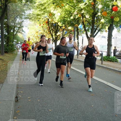 07.09.2025 - BARMER Alsterlauf Yannick Fuchs http://msf.ph/oto/8795877 07.09.2025 11:44:07 Laufen 1137, 1195, 926, 196, 253 meine-sportfotos.de