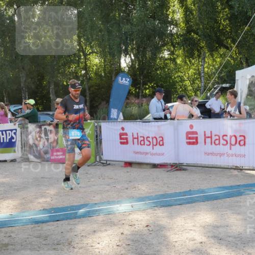 07.09.2025 - 19. Norderstedt Triathlon Zöllner http://msf.ph/oto/8795954 07.09.2025 17:07:47 Ziel 870, 902 meine-sportfotos.de