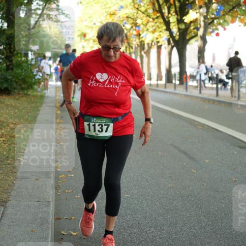 07.09.2025 - BARMER Alsterlauf Yannick Fuchs http://msf.ph/oto/8795997 07.09.2025 11:44:13 Laufen 136, 1137 meine-sportfotos.de