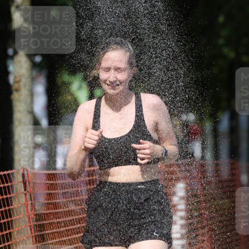 07.09.2025 - 19. Norderstedt Triathlon Michael Strokosch http://msf.ph/oto/8796000 07.09.2025 13:51:47 Laufen 324, 333, 1352 meine-sportfotos.de