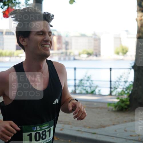 07.09.2025 - BARMER Alsterlauf Yannick Fuchs http://msf.ph/oto/8796053 07.09.2025 11:44:16 Laufen 10, 36, 1081 meine-sportfotos.de