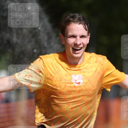 07.09.2025 - 19. Norderstedt Triathlon Michael Strokosch http://msf.ph/oto/8796068 07.09.2025 12:19:00 Laufen 149, 191, 1381 meine-sportfotos.de