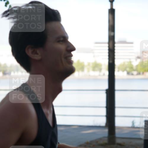 07.09.2025 - BARMER Alsterlauf Yannick Fuchs http://msf.ph/oto/8796072 07.09.2025 11:44:17 Laufen  meine-sportfotos.de