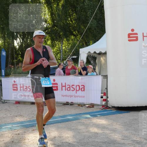07.09.2025 - 19. Norderstedt Triathlon Zöllner http://msf.ph/oto/8796086 07.09.2025 17:10:06 Ziel 415 meine-sportfotos.de