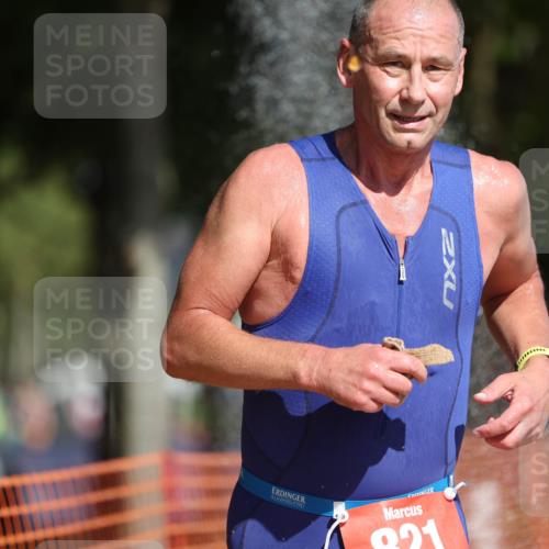 07.09.2025 - 19. Norderstedt Triathlon Michael Strokosch http://msf.ph/oto/8796089 07.09.2025 11:54:22 Laufen 821, 1189, 1200 meine-sportfotos.de