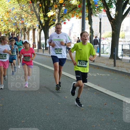 07.09.2025 - BARMER Alsterlauf Yannick Fuchs http://msf.ph/oto/8796151 07.09.2025 11:44:23 Laufen 1056, 83, 1036, 8321, 83, 1239, 1032, 1024 meine-sportfotos.de