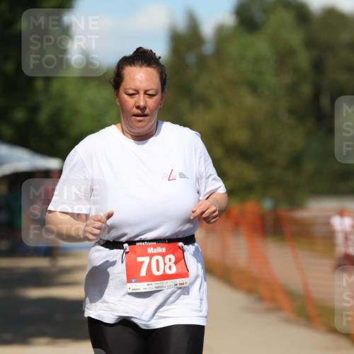 07.09.2025 - 19. Norderstedt Triathlon Michael Strokosch http://msf.ph/oto/8796167 07.09.2025 13:53:09 Laufen 358, 708 meine-sportfotos.de