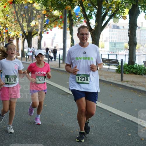 07.09.2025 - BARMER Alsterlauf Yannick Fuchs http://msf.ph/oto/8796195 07.09.2025 11:44:25 Laufen 1056, 8325, 1036, 1032, 1239 meine-sportfotos.de