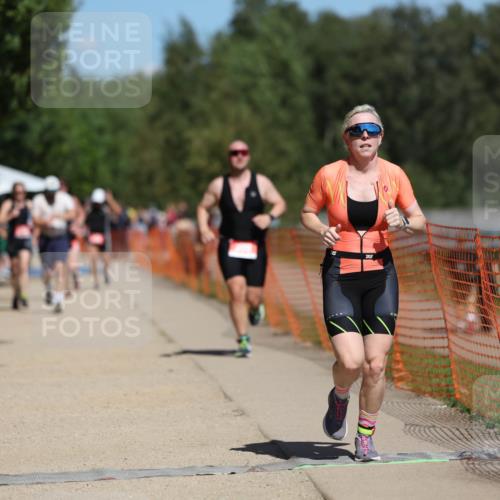 07.09.2025 - 19. Norderstedt Triathlon Michael Strokosch http://msf.ph/oto/8796228 07.09.2025 13:02:42 Laufen 308, 1337 meine-sportfotos.de
