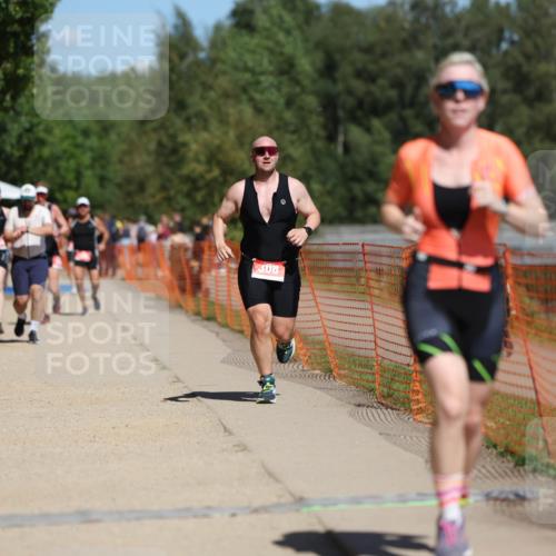 07.09.2025 - 19. Norderstedt Triathlon Michael Strokosch http://msf.ph/oto/8796230 07.09.2025 13:02:43 Laufen 308, 1337 meine-sportfotos.de