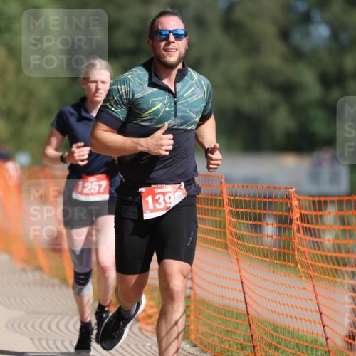 07.09.2025 - 19. Norderstedt Triathlon Michael Strokosch http://msf.ph/oto/8796276 07.09.2025 11:54:39 Laufen 819, 984, 1257, 1395 meine-sportfotos.de