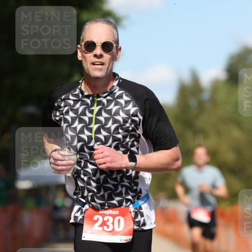 07.09.2025 - 19. Norderstedt Triathlon Michael Strokosch http://msf.ph/oto/8796280 07.09.2025 13:53:25 Laufen 230, 790, 805 meine-sportfotos.de