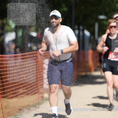 07.09.2025 - 19. Norderstedt Triathlon Michael Strokosch http://msf.ph/oto/8796287 07.09.2025 13:02:52 Laufen 145, 159, 233, 236, 1364 meine-sportfotos.de